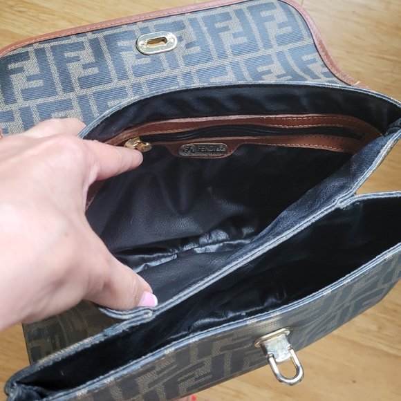 RARE FENDI FF MONOGRAM~ 2 WAY WITH CROSSBODY STRAP - Picture 14 of 16